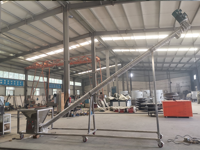 大倾角午夜精品久久久久久久图片