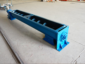 无中心轴干扰,对于输送带状、易缠绕物料有特殊的优越性。