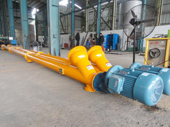 水泥午夜精品久久久久久久